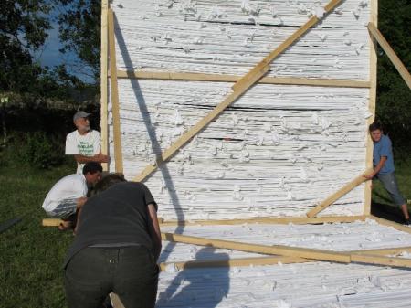 Le grand cube va bientôt prendre forme !